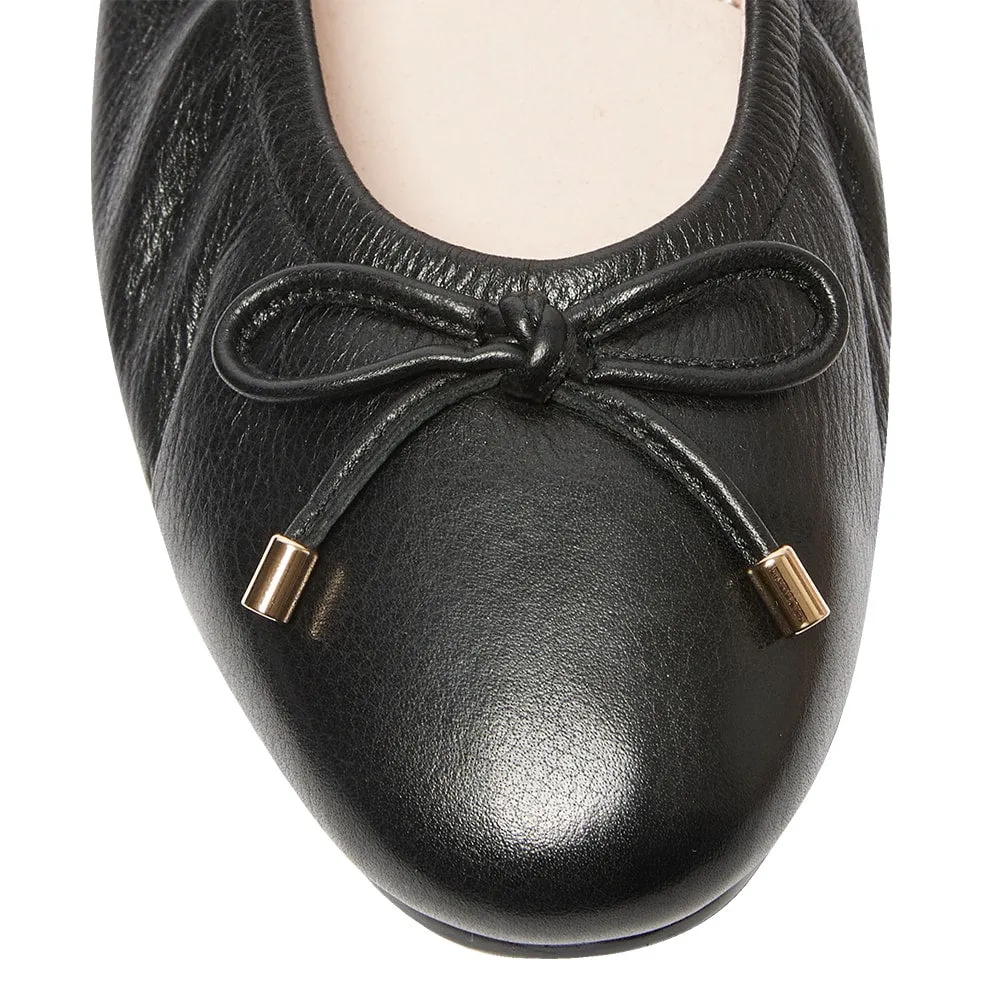 Allegra Flat in Black Leather