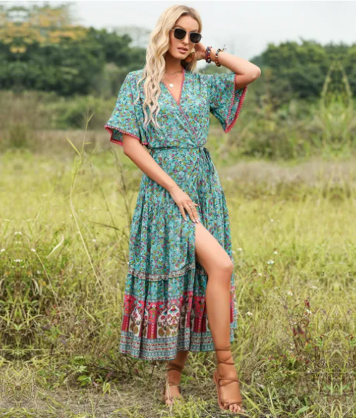 BerryBetty - Bohemian Pendulum V-Neck Beach Holiday Lace-Up Printed Dress