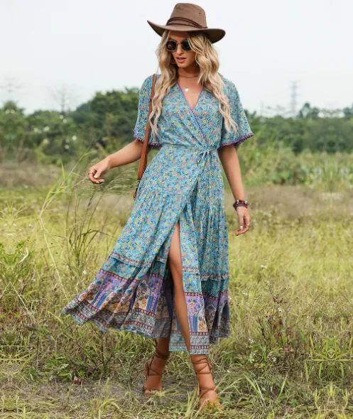 BerryBetty - Bohemian Pendulum V-Neck Beach Holiday Lace-Up Printed Dress