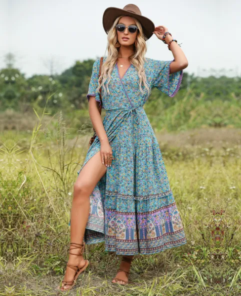 BerryBetty - Bohemian Pendulum V-Neck Beach Holiday Lace-Up Printed Dress