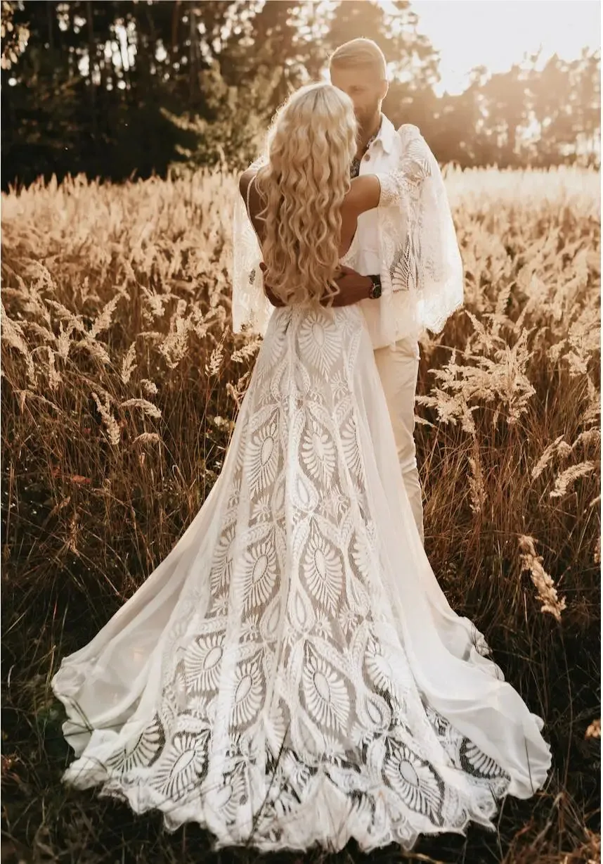 Chic Bohemian Crochet Lace Wedding Dress 2024 with Sexy Slit and Backless Design