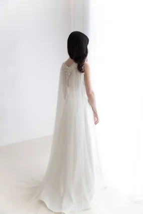 Lace bridal cape veil