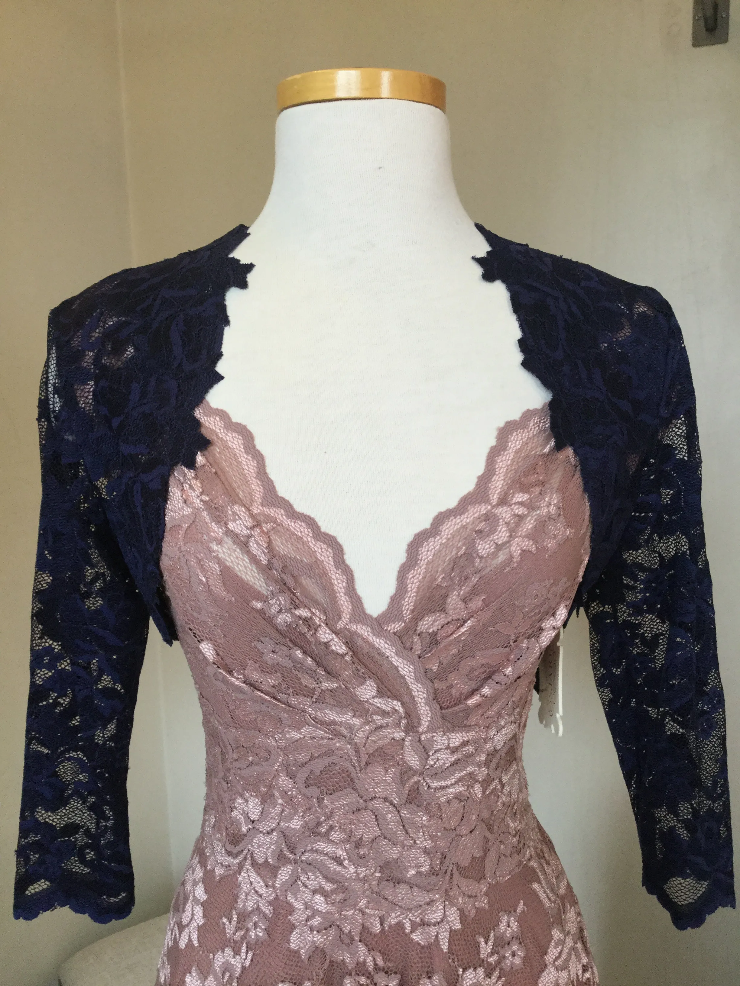 Olvi's Bolero Lace